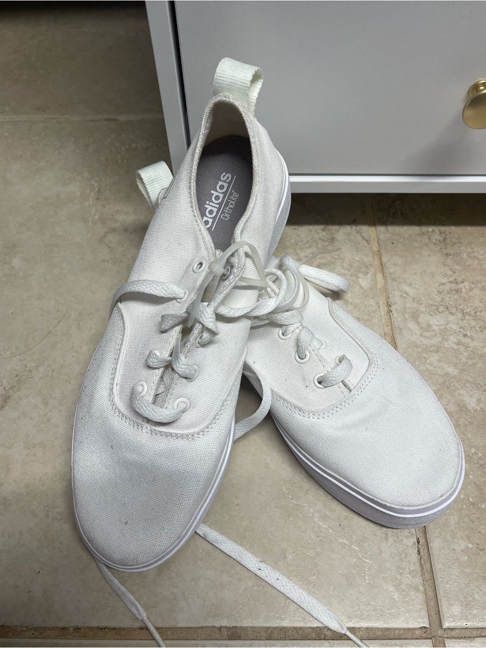 Brand new Adidas white (BROMA) sneakers